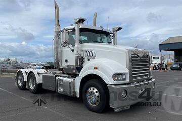 Mack   Superliner