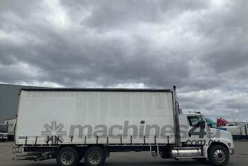 1998 Freightliner FL112 Curtainsider
