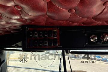 2013 Kenworth T909 Prime Mover Integrated Sleeper Cab