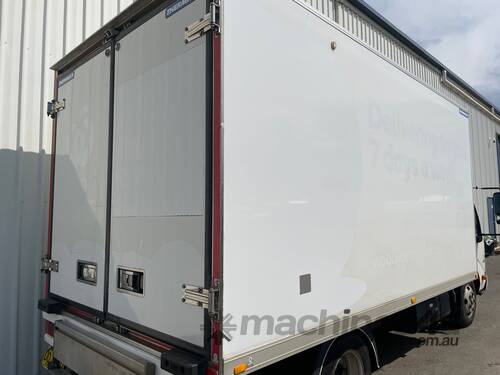 2022 Hino 300 616  Refrigerated Pantech