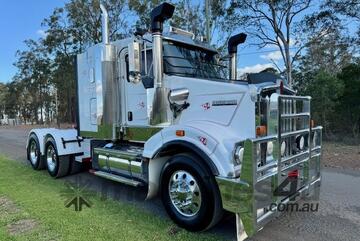 2017 Kenworth T409 SAR IT Bunk, Cummins X15 (recent engine replacement), 18sp manual 2017 Kenworth T409 SAR IT Bunk, Cummins X15 (recent engine replacement), 18sp manual