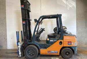Toyota Forklift 3.5T with Twin Pallet Handler