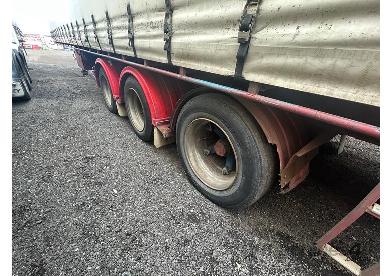 2003 KRUEGER ST-3-38 Tri Axle Trailer