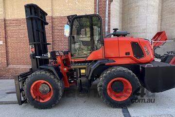 5tn Articulated All-Terrain Forklift
