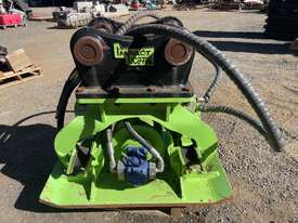 Impact ICP700 Hydraulic Compactor Plate - picture0' - Click to enlarge
