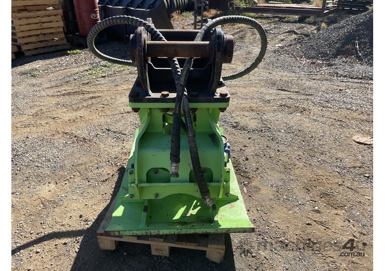 Impact ICP700 Hydraulic Compactor Plate