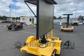 Giga Signs Message Board (Trailer Mounted)