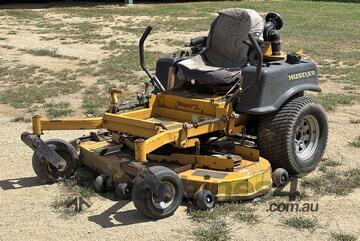 HUSTLER XR7 SUPER Z ZEROTURN LAWNMOWER