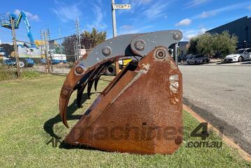 Grapple Bucket 2200mm GP with grapple Kerfab
