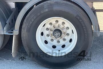 2017 Vawdrey VB S3 44ft Tri Axle Pantech Trailer