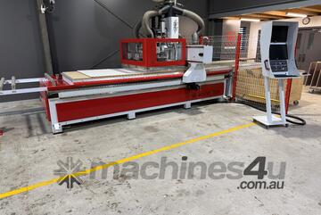 Woodtron 27 x 12 CNC, Auto Labelling, Full dust extraction system & PC software