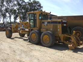 140H CATERPILLAR GRADER - picture0' - Click to enlarge