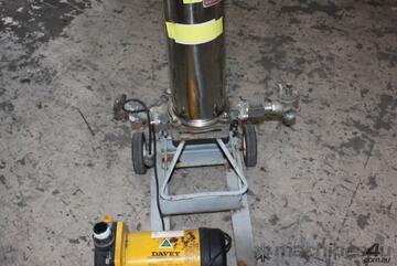 Stainless Cartridge Filter Pressure Housing & Dave