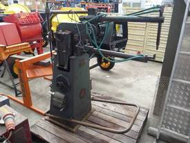 EMF FOOT OPERATED SPOT WELDER - picture0' - Click to enlarge
