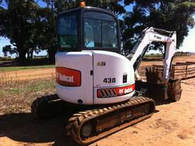 2009 Bobcat Excavator 430 LIKE NEW - picture2' - Click to enlarge