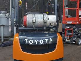 Toyota 8FG25 4m Lift 2.5T Forklift Good Condition - picture0' - Click to enlarge