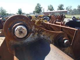 CATERPILLAR 375 Bucket-GP Attachments - picture2' - Click to enlarge