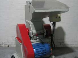 Industrial Plastic Granulator - 7 HP - picture0' - Click to enlarge