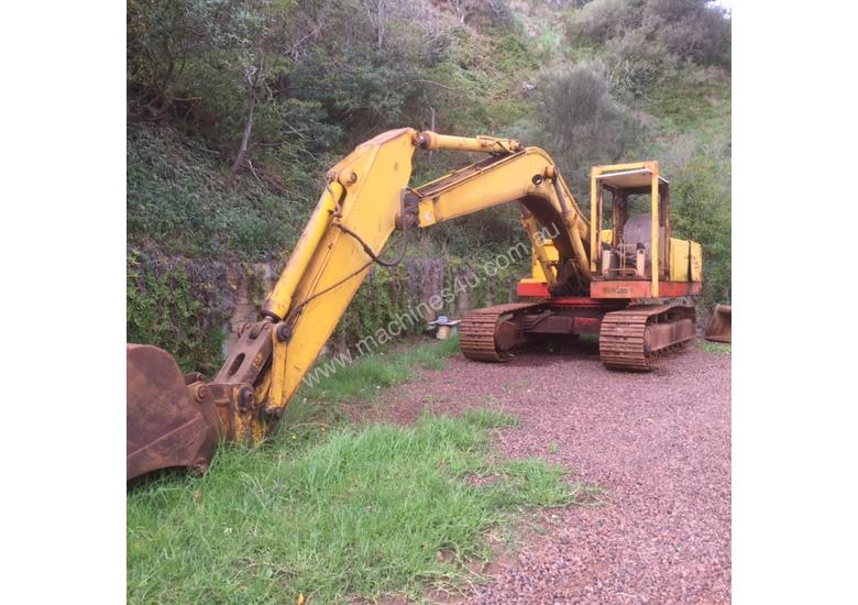 caption Excavator 20 Ton