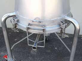 Stainless Steel Conical Tank - picture1' - Click to enlarge