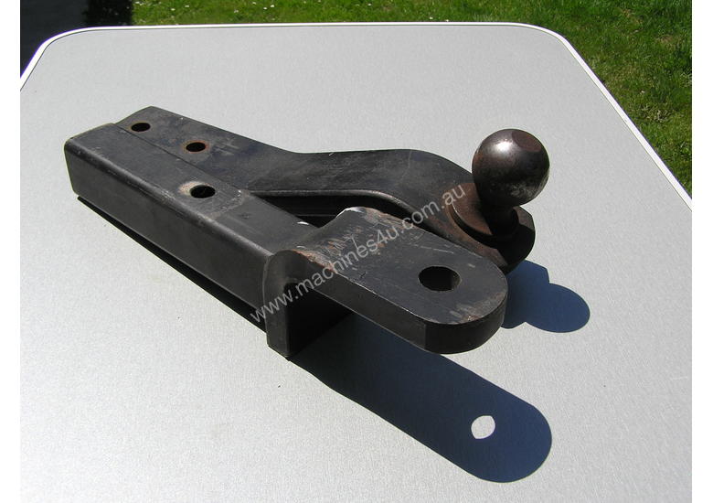 New 2000 toyota /hayman reece tow bar tongues Tractor Tow Bar in