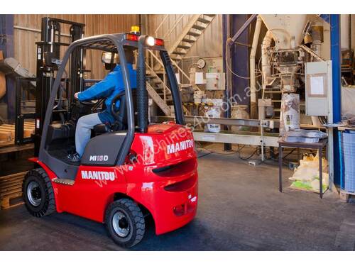 NEW 1.8T MANITOU DIESEL, CONTAINER ENTRY MAST FROM $17.50 + GST PER DAY