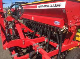Duncan Renovator Classic Seed Drill - picture2' - Click to enlarge