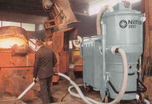 CLEANQUIP-Nilfisk 3997 W 3 Phase Industrial Vacuum
