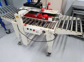 Box Taping Machine - picture0' - Click to enlarge
