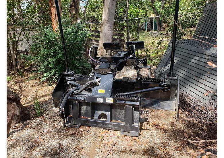 New 2018 Caterpillar CAT Dozer Box Blade UTS Laser GPS Skid Steer Blades in , Listed on Machines4u