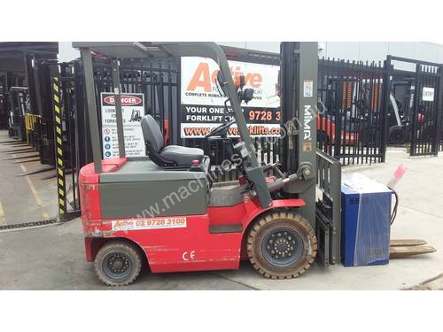 Electric Forklift 4 Wheel 48v Good Battery 2.5 Ton 5000mm Lift Height $10000+GST