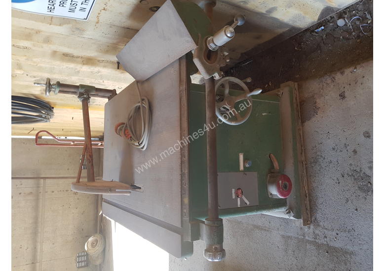 caption Woodfast Table Saw