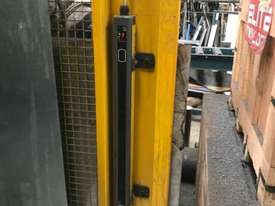 Heavy Duty 2500mm x 6mm Variable Rake Guillotine - picture1' - Click to enlarge