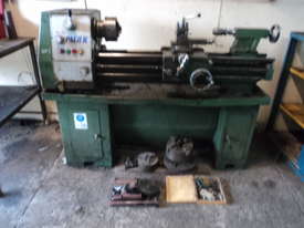 Pacific Industrial Lathe - picture0' - Click to enlarge