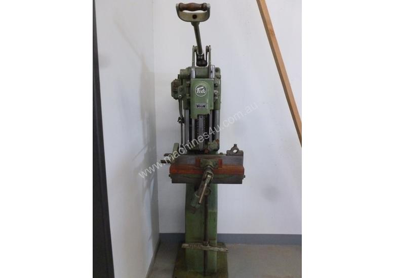 Used festo CHAIN MORTISER with chains from 6 30 mm Chain Mortiser in