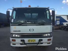 2001 Hino FF1J - picture1' - Click to enlarge