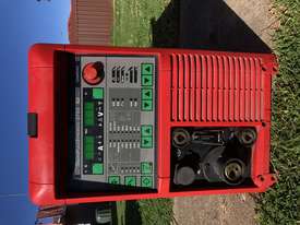 Fronius mig welder - picture0' - Click to enlarge