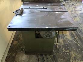 Dyco Superfine tablesaw - picture0' - Click to enlarge