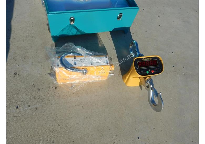 caption Magnetic Lifter 2Ton & 5Ton with Scale