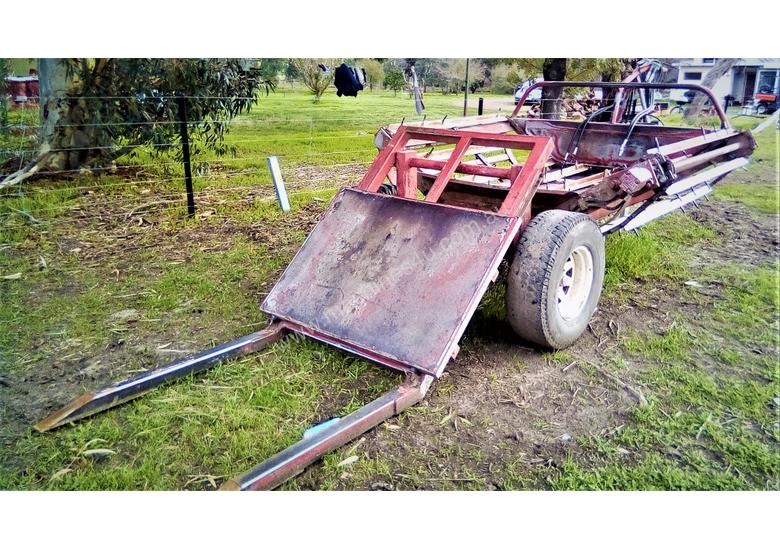 Used Ezy Feeder Used Round Hay Bale Feeder Maintained And Ready To