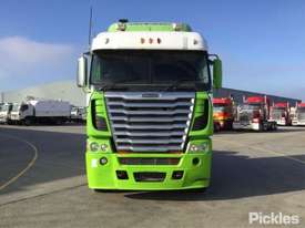 2012 Freightliner Argosy FLH - picture1' - Click to enlarge