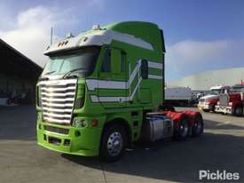 2012 Freightliner Argosy FLH - picture2' - Click to enlarge