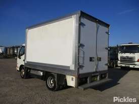 2013 Hino 300 series - picture2' - Click to enlarge
