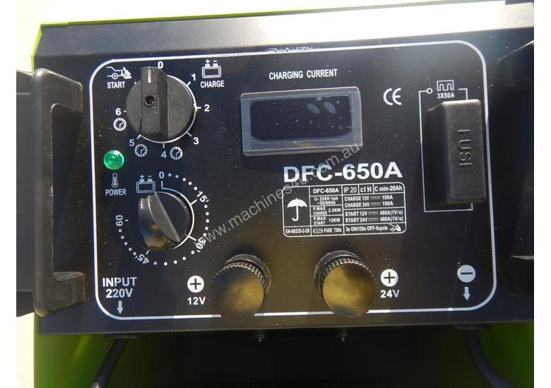 caption YOULI DFC-650A 12/24 Volt Battery Charger