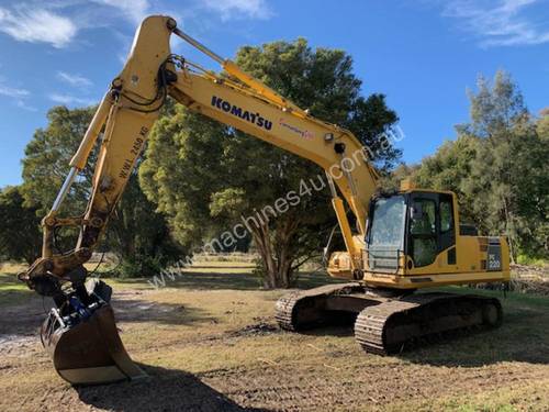 Komatsu PC220LC-8