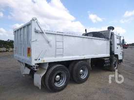 VOLVO FL7 Tipper Truck (T/A) - picture2' - Click to enlarge