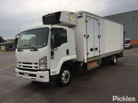 2010 Isuzu FSR850 Auto - picture2' - Click to enlarge