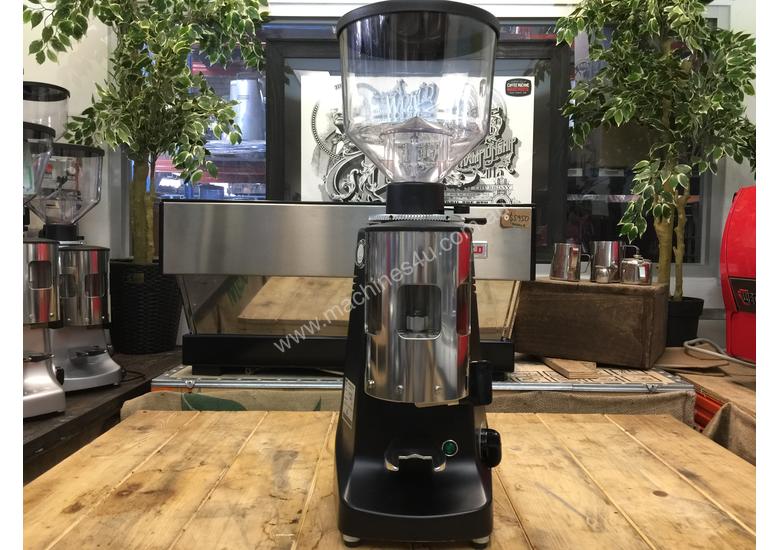 Used mazzer MAJOR AUTOMATIC Coffee Grinder in , Listed on Machines4u