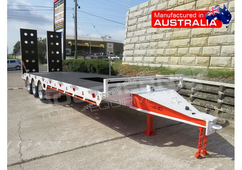 caption Interstate trailers Tri Axle Tag Trailer 28 Ton ELITE Orange ATTTAG