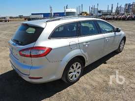 FORD MONDEO Station Wagon - picture2' - Click to enlarge